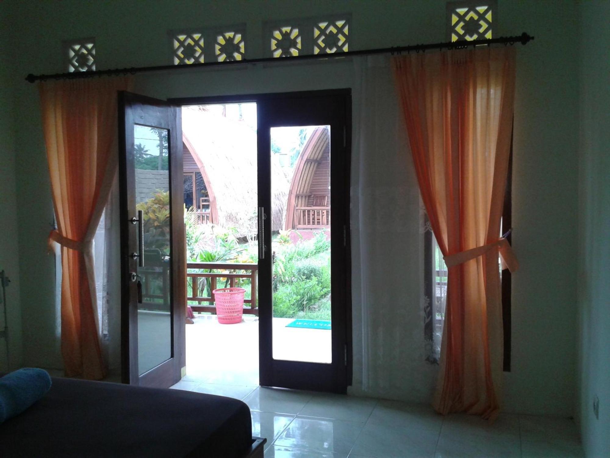 Bias Bungalows Gili Air Værelse billede